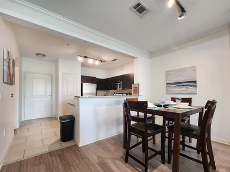N Braeswood Blvd Apartment