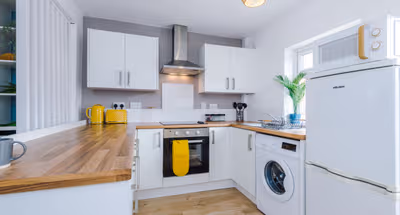 Stylish Home, incredible Location, Sleeps 5!