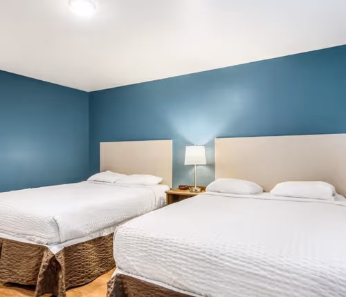 Louis Henna Blvd Apartment