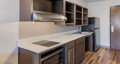 Louis Henna Blvd Apartment