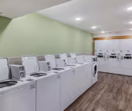 Louis Henna Blvd Apartment