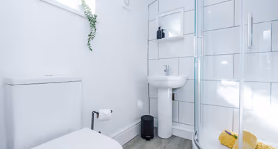 Stunning 4-Bed House in Crewe | 53 Degrees Property | Ideal for Business | Long-term discounts - Sleeps 7