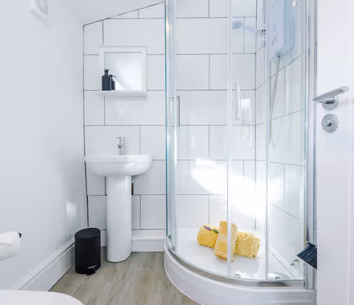 Stunning 4-Bed House in Crewe | 53 Degrees Property | Ideal for Business | Long-term discounts - Sleeps 7