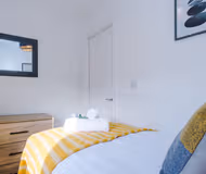 Stunning 4-Bed House in Crewe | 53 Degrees Property | Ideal for Business | Long-term discounts - Sleeps 7