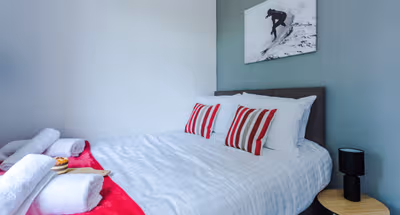 Modern 4-Bed House in Crewe | 53 Degrees Property | Ideal for workers | Long-term discounts - Sleeps 8