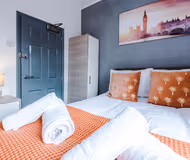 Modern 4-Bed House in Crewe | 53 Degrees Property | Ideal for workers | Long-term discounts - Sleeps 8