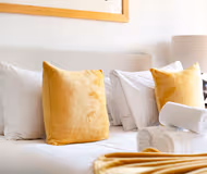 12 Vintry Court, London