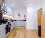 Stunning & Stylish apartment, City Centre, Sleep 6