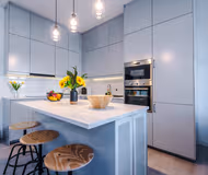 New! Stylish City-Centre Flat w/parking, Sleeps 4!