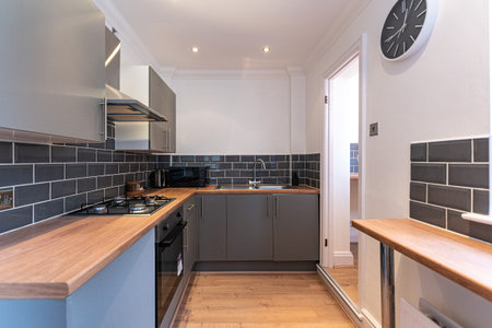 Stylish Flat, Ideal for Business & Long-Term Stays