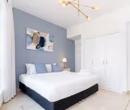 Elegant Two-Bedroom Apartment in Park Island