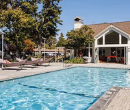 North Rengstorff Avenue Serviced Apartments