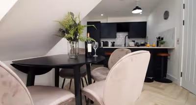 Dining space at 214.1 Whitchurch Road