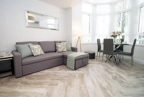 42 Connaught Rd