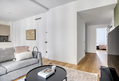 Av. de los Toreros serviced apartment