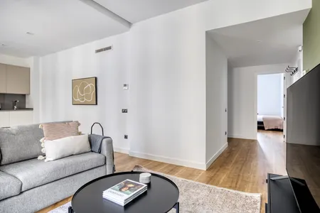 Av. de los Toreros serviced apartment