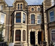 86 Claude Road
