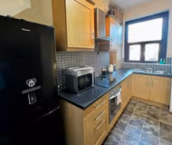 86 Claude Road