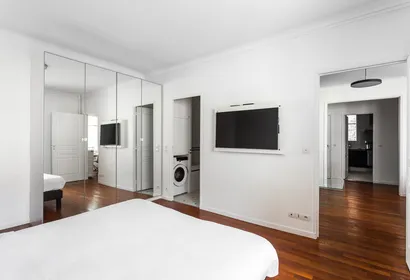 Dominique Serviced Apartment