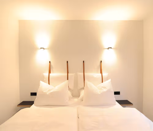 Stuttgart-Untertürkheim service partment