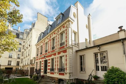 A CLASSIC, RARE! PARIS TOWNHOUSE NEAR LUXEMBOURG GARDEN WITH PRIVATE GARDEN