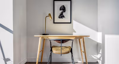 Carrer de Service Apartment