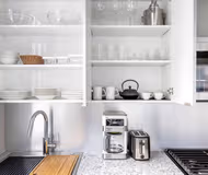 Carrer de Service Apartment