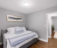 Bolingbrook Modern Suburban Oasis