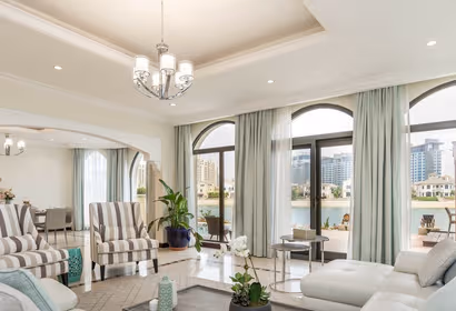 Exquisite 6-BR Villa at Frond O, Palm Jumeirah