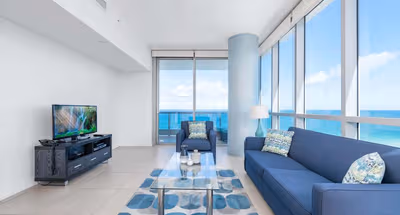 Collins Avenue Serviced Apartment