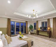 Luxury 5 BR Villa on Frond 0.