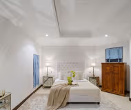 Luxury 5 BR Villa on Frond 0.