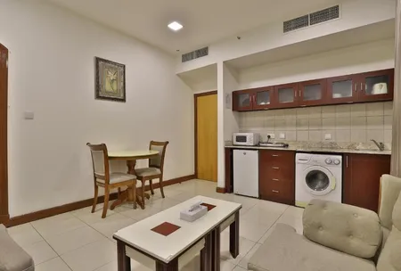 Khalid Bin Al Waleed Road Apartment