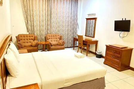 Khalid Bin Al Waleed Road Apartment