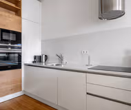 R. Ferragial 33 serviced apartment