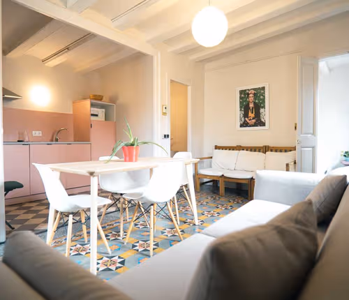 Living area at Barcelona Ramblas Service Apartments