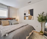 Streamwood Majestic King| Shops|Backyard