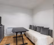 Discover the charm of Parisian life in this bright and well-appointed apartment, nestled in the heart of the 17th arrondissement of Paris