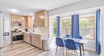 Schaumburg - Tiverton