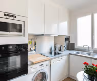 Avenue René Boylesve serviced apartment