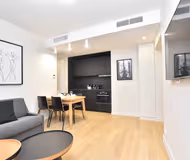 Rue de Longchamp serviced apartment