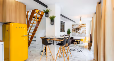 Rue-De Tracy Service Apartment