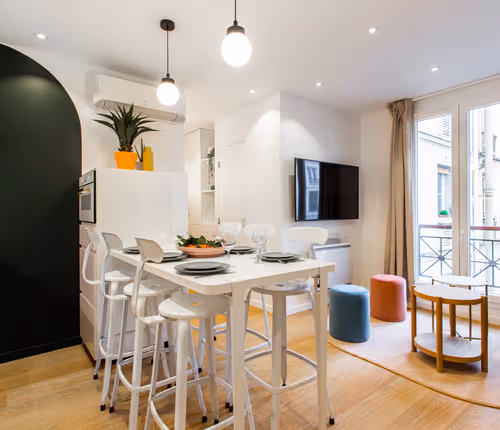 Rue Des Buildings Service Apartments