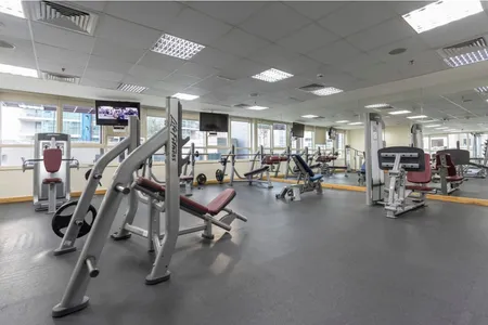 4th Floor One Bedroom Apartment in Marina