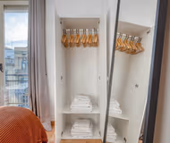 Carrer de Vilamarí service apartment