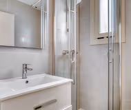 Carrer de Vilamarí service apartment