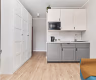 Plac Dąbrowskiego Service Apartment