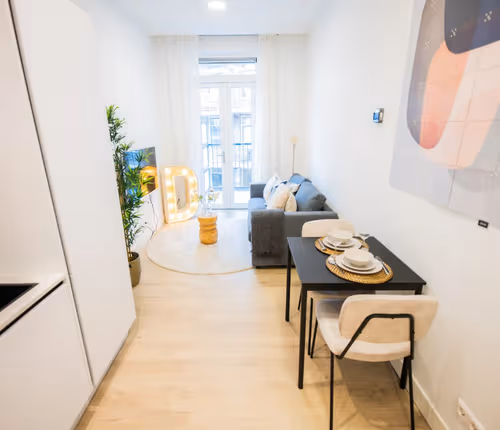 BB Rotterdam Serviced Apartment