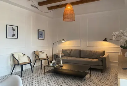 Bright Service Apartment