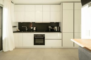 Leonardo Serviced Apartment